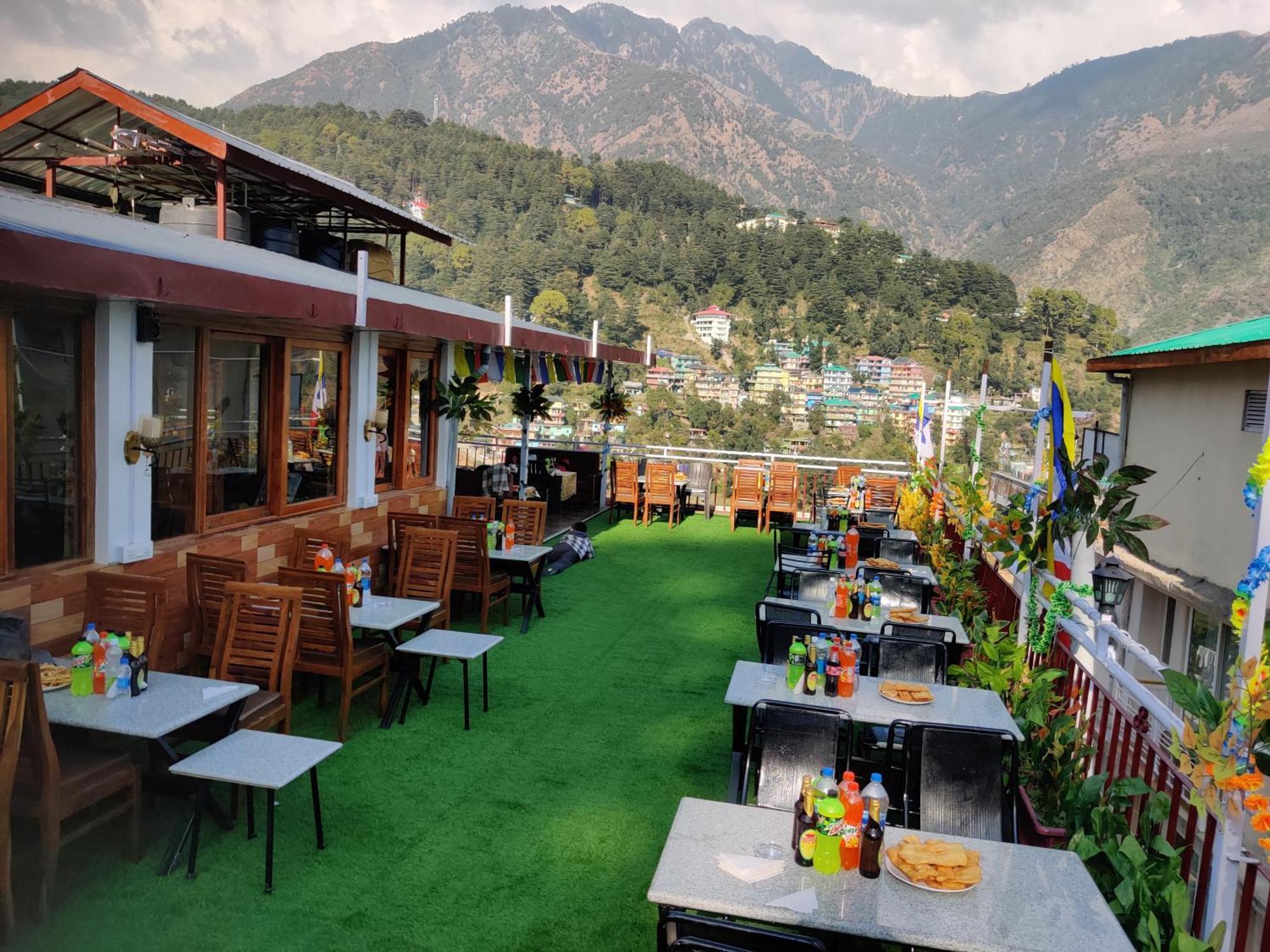 Hotel Akash - Luxury Hotel In Mcleodganj McLeod Ganj Zewnętrze zdjęcie