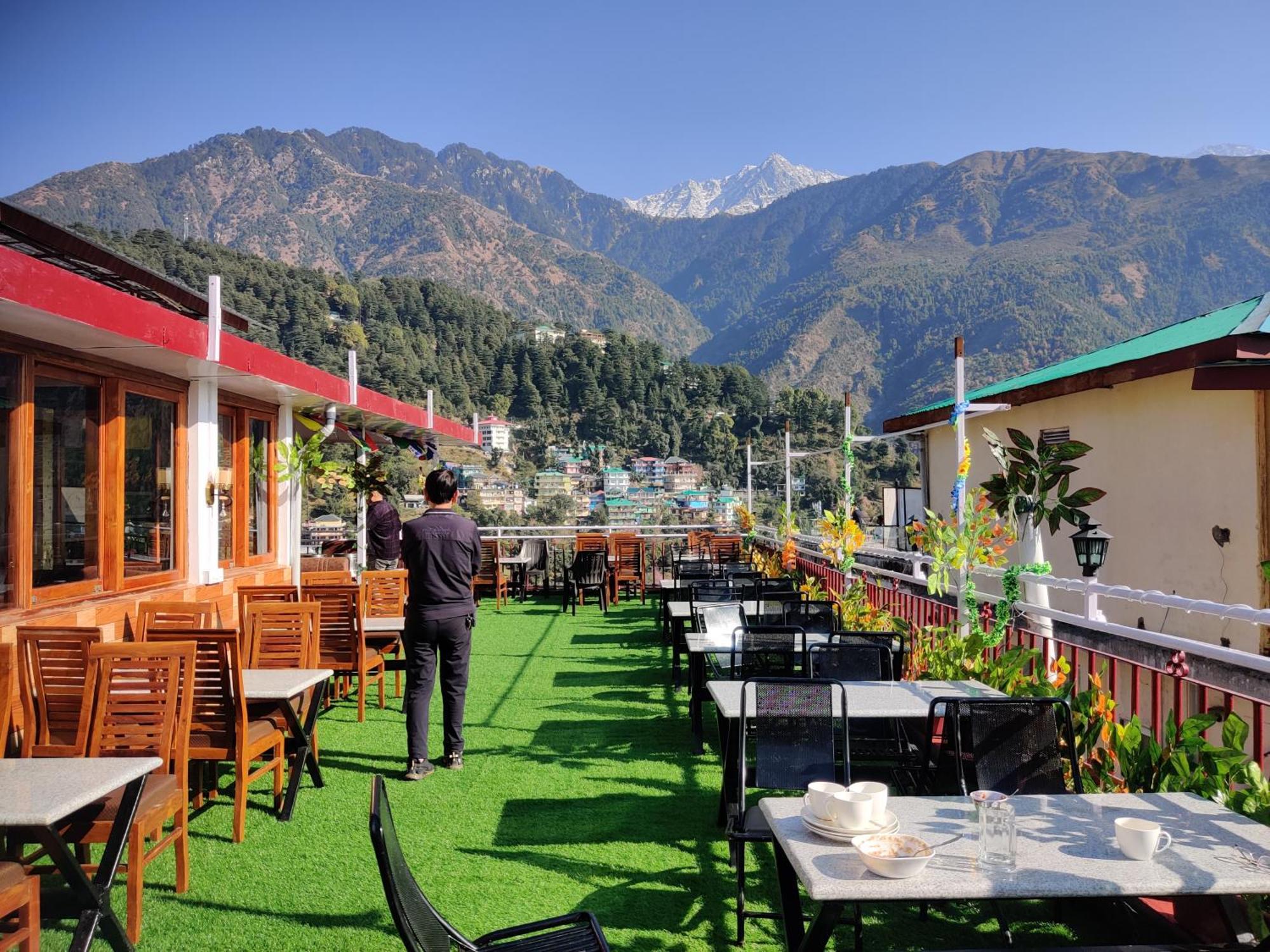 Hotel Akash - Luxury Hotel In Mcleodganj McLeod Ganj Zewnętrze zdjęcie